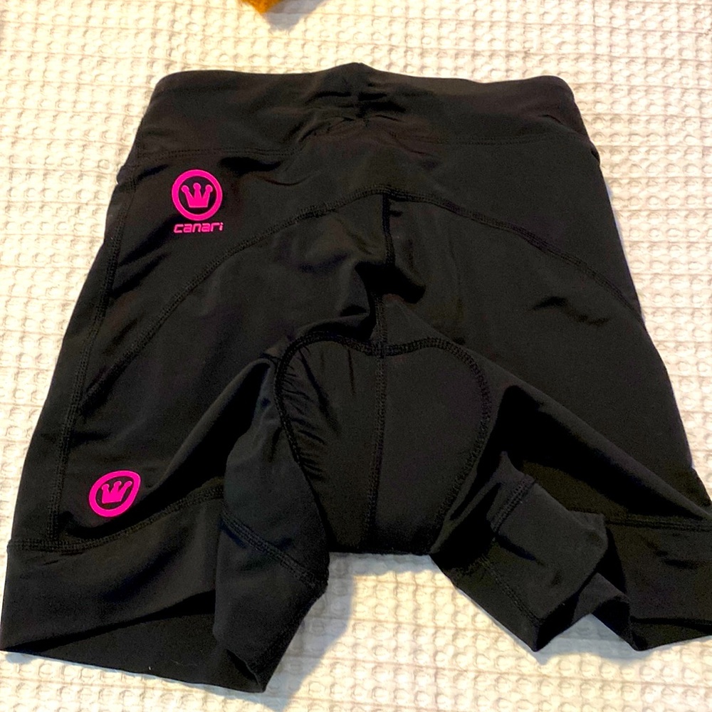 NWT CANARI  Ultima Gel Short